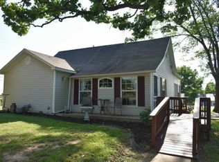 340 Casey Rd, FORSYTH, MO 65653