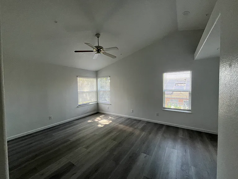 1867 Olvera Dr — Photo 19