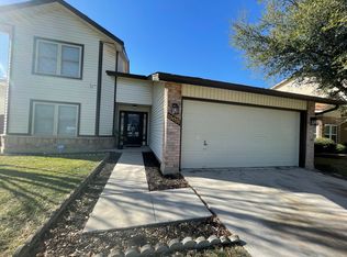 13031 Feather Ridge Dr, San Antonio, TX 78233