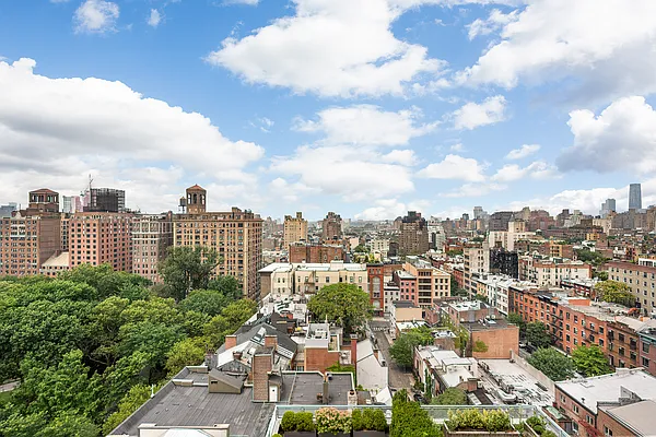 Sold by SERHANT. | media 1