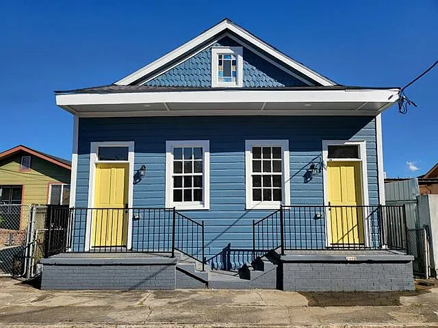 2129 Spain St — Photo 1