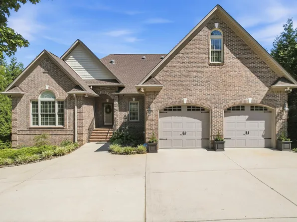 132 Neal Pointe Dr, Chesnee, SC 29323
