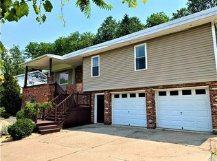 392 Chartiers Run Rd, Canonsburg, PA 15317
