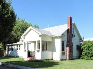 2406 N Fir St, La Grande, OR 97850