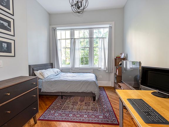 5th image of 388 Clinton Ave #1