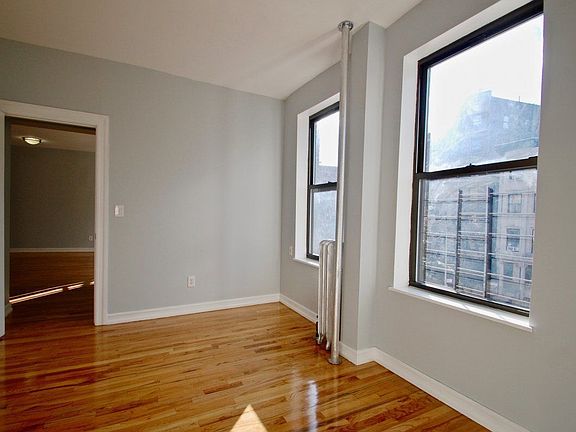 5th image of 880 St Nicholas Ave APT 25