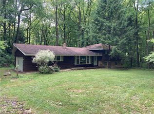 7050 Hickory Dr, Walton Hills, OH