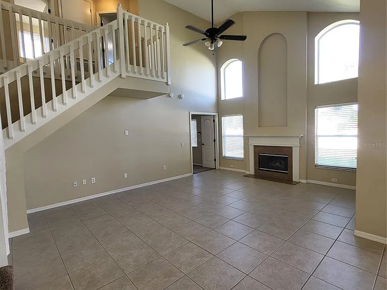 25903 Bloomsbury Ct — Photo 14