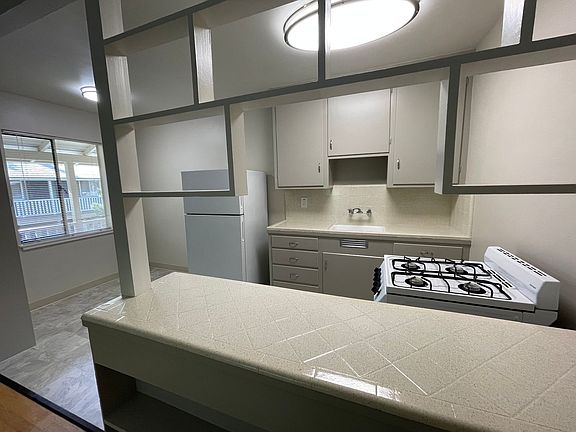 3rd image of 3349 I St APT 8