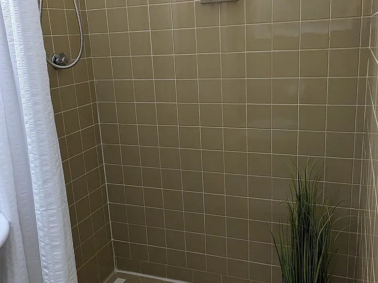 1570 Armistead Dr — Photo 28