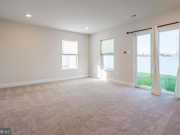 5th image of 35261 Wright Way