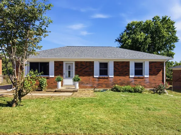 528 Foxwood Dr, Nicholasville, KY 40356