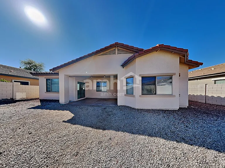 8854 W Northview Ave — Photo 17