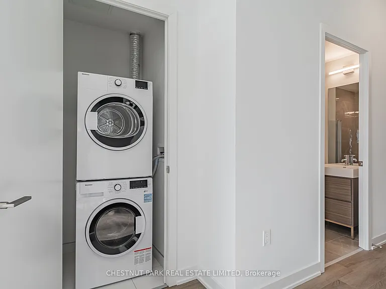9 Tecumseth St #107 — Photo 21