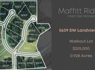 5639 SW Landview Dr, West Des Moines, IA 50265