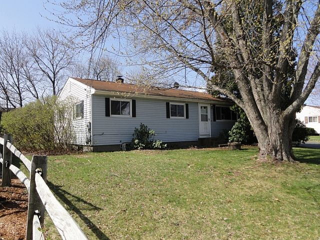 1st image of 65 Alder Dr