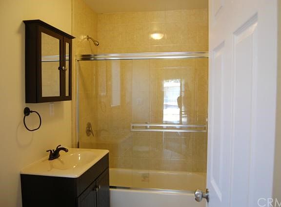 New Shower, Sink, & Tile