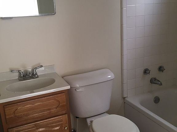 5th image of 3419 Telford St APT 2