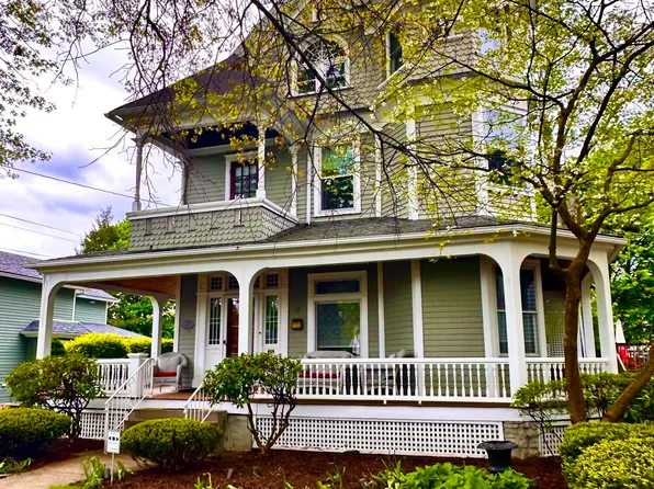 37 Montgomery Ave, West Pittston, PA 18643