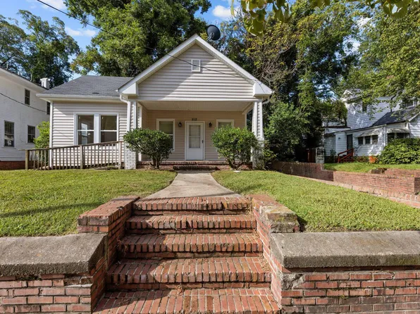 212 Charles St, Henderson, NC 27536