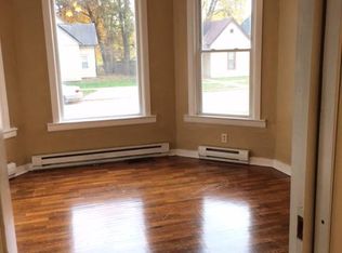 304 W Eureka St APT 1, Champaign, IL