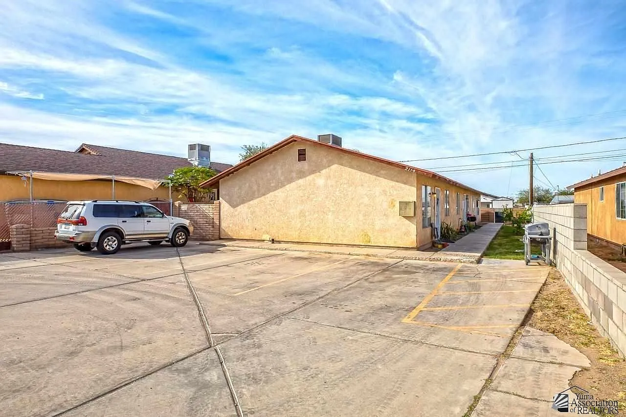 2 bed, 1.0 bath, 800 sqft, $1,150 — Photo 3