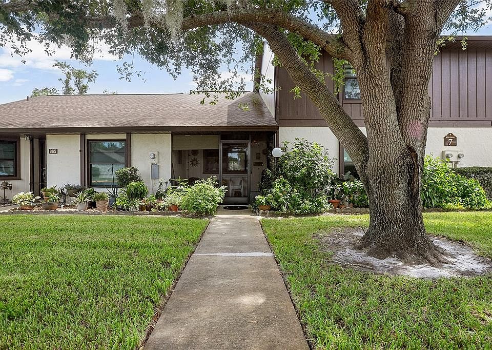 1st image of 955 Eastridge Dr #7P