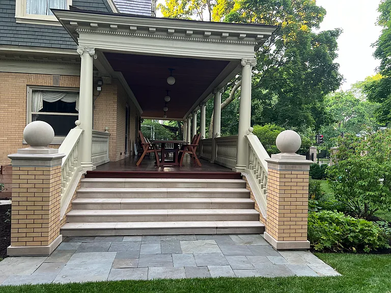 Side entry to garden from Front Porch
