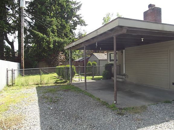 2nd image of 218 171st St S