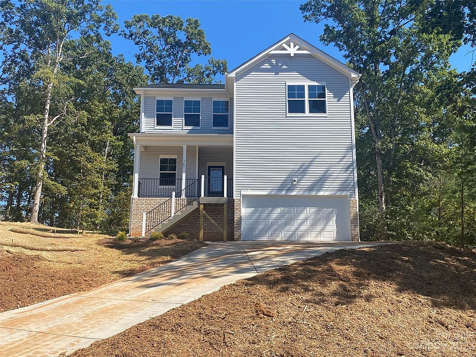1st image of 167 Greenwich Dr #33