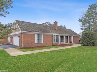 1448 Shire Cir, Palatine, IL 60067