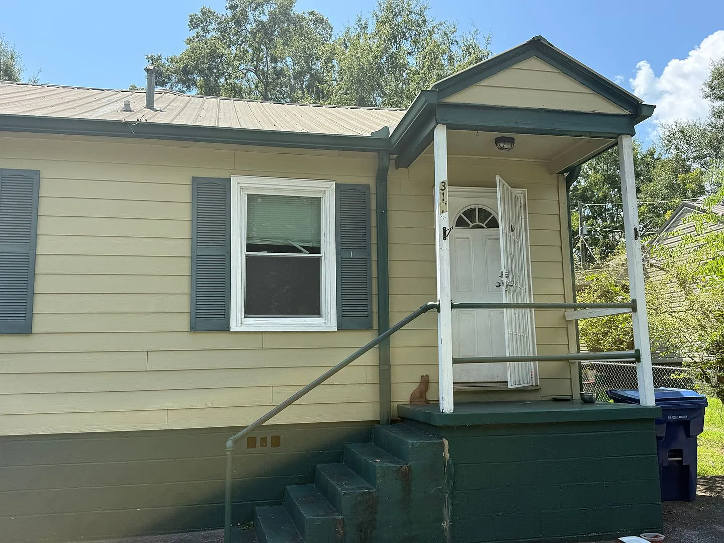 Charming 1-Bedroom Duplex in Pell City! — Photo 1