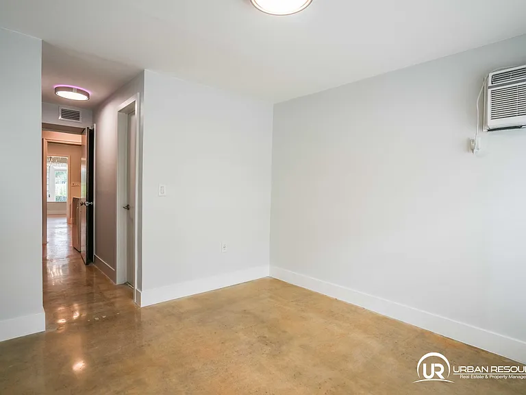 475 S Shore Dr — Photo 17
