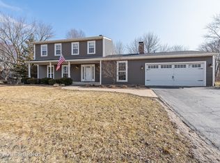 533 Sheffield Rd, Naperville, IL 60565