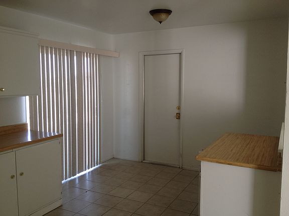 4th image of 16278 Orick Ave APT 2B