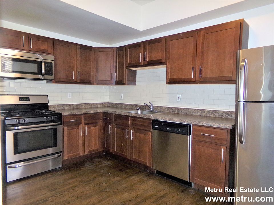 1st image of 901 W Agatite Ave APT 1