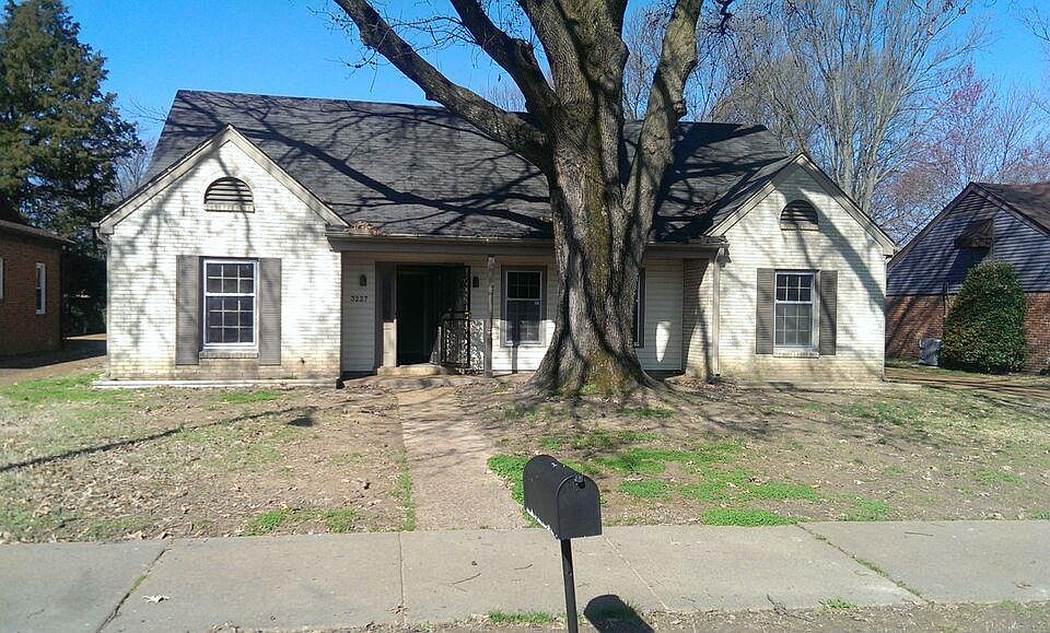 1st image of 3227 Spencer Dr