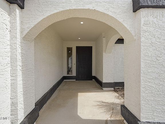 5th image of 7742 W CHERRY HILLS Drive