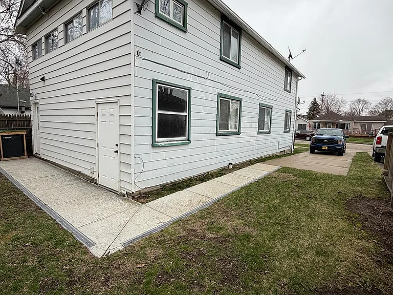 444 S William St #2 — Photo 3
