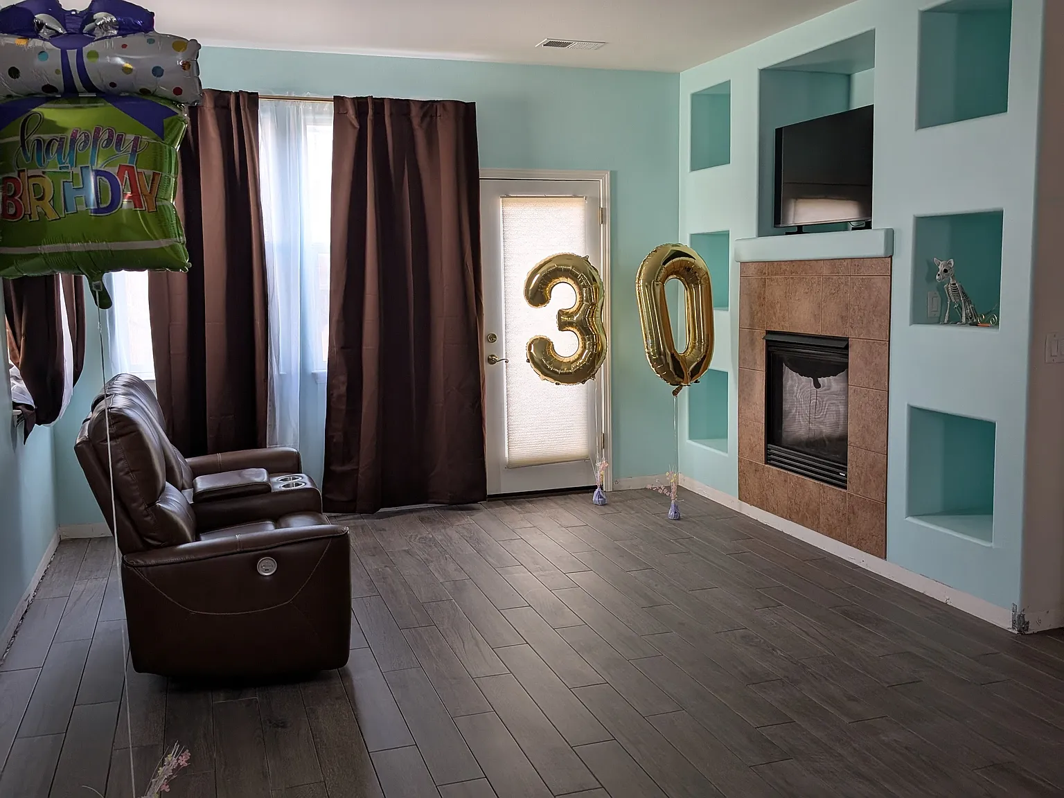 3 bed, 1523 sqft, $2,475 — Photo 3
