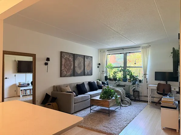 3044 3rd Ave APT 2A, Bronx, NY 10451