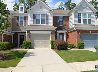 1137 Kingston Grove Dr, Cary, NC 27519