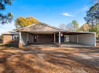 2445 Hollow Tree Ln, Van Buren, AR 72956