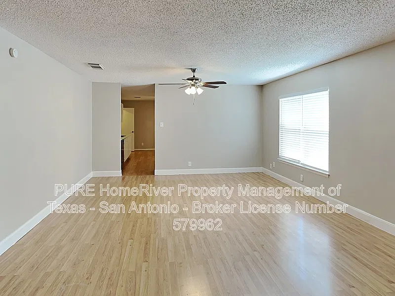 3 bed, 2.0 bath, 1993 sqft, $1,845 — Photo 3