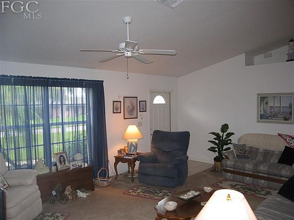 4th image of 1120 SW 45th St