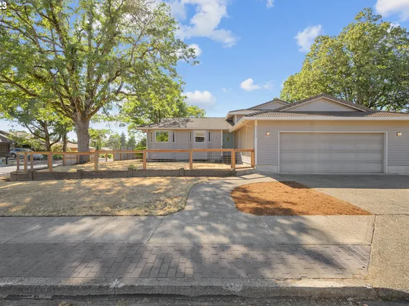 17315 Craig Ct, Gladstone, OR 97027