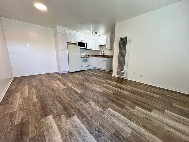 1st image of 91 Hillcrest Dr APT 1