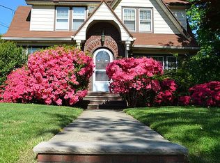 1326 Dickerson Rd, Teaneck, NJ 07666