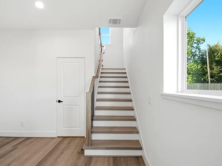 7709 Earl Rudder Way — Photo 10
