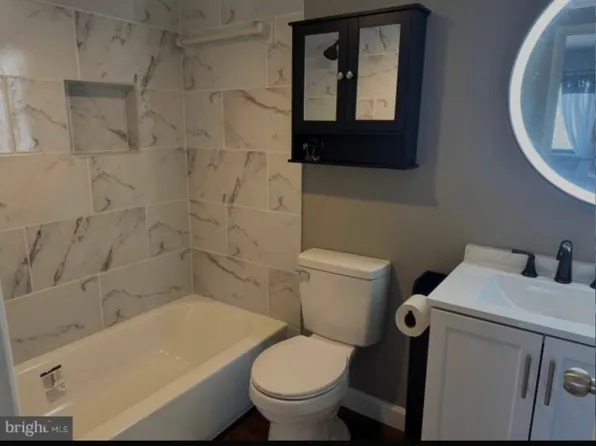 8830 Piney Branch Rd APT 803, Silver Spring, MD 20903
